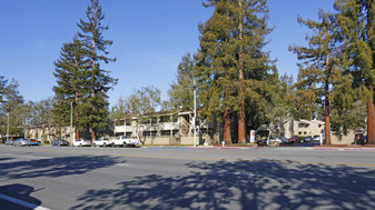 Aster Park Apartments in Sunnyvale, CA - Foto de edificio - Building Photo