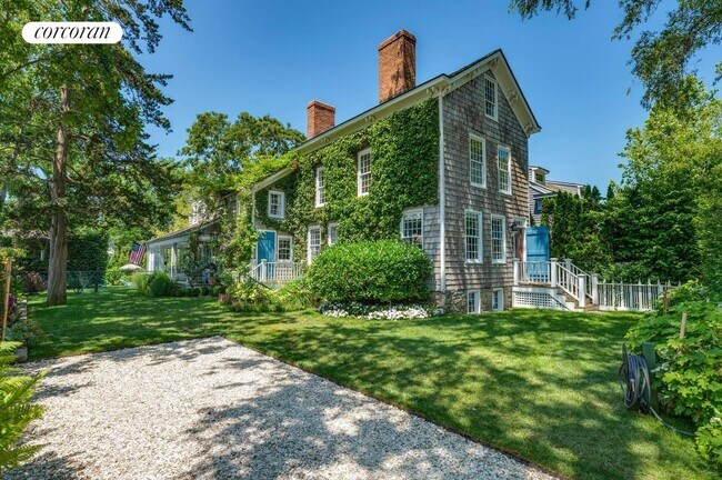 96 Madison St in Sag Harbor, NY - Building Photo - Building Photo