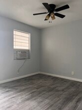 384 Avenue N, Unit #2 in Moore Haven, FL - Building Photo - Building Photo