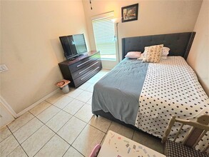 343 Ardmore St in Davenport, FL - Building Photo - Building Photo