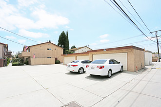 4431 Green Ave in Los Alamitos, CA - Building Photo - Building Photo