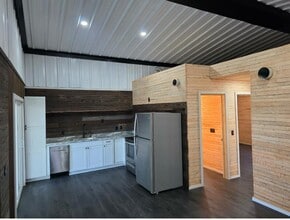 401 SW Kemp Rd in Lake City, FL - Building Photo - Building Photo