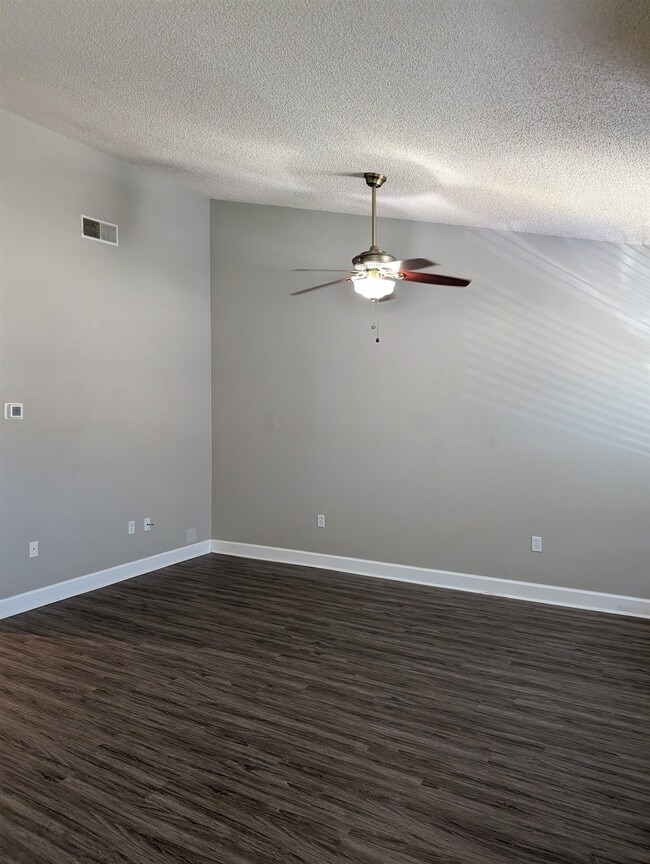 447 Cactus St in Tallahassee, FL - Building Photo - Building Photo