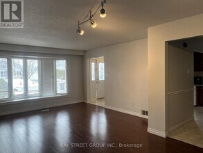 641 Eaglemount Crescent in Mississauga, ON - Building Photo - Building Photo