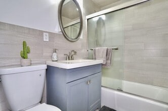 2520 John F Kennedy Blvd, Unit 5c in Jersey City, NJ - Building Photo - Building Photo