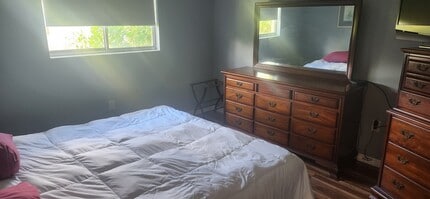 310 Degas Dr, Unit furnished bedroom in hous in Nokomis, FL - Building Photo - Building Photo