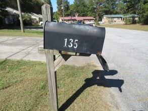 135 Carroll Cir in Carrollton, GA - Building Photo - Building Photo