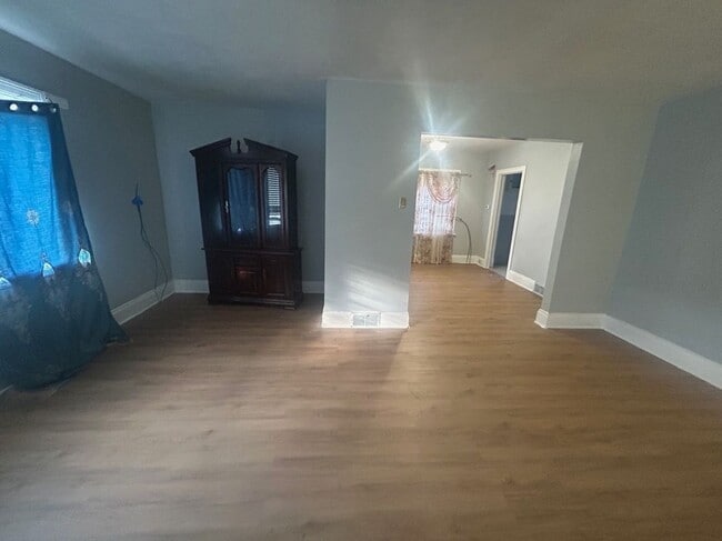 63 Page St in Buffalo, NY - Building Photo - Building Photo