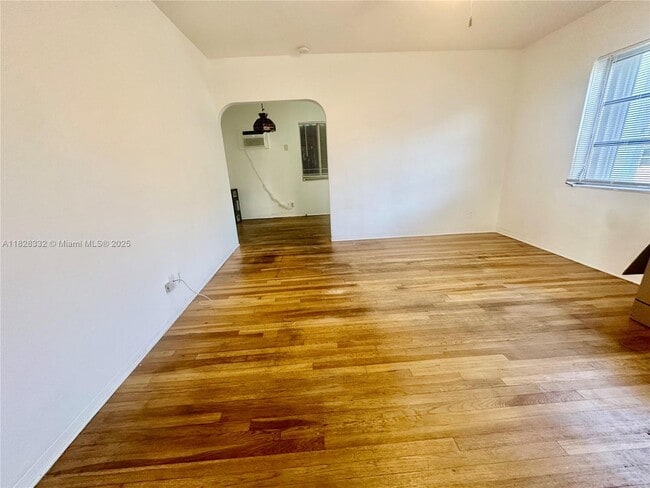 property at 2325 Fillmore St
