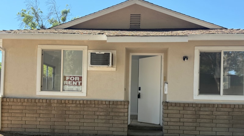 3001 Radnor Way in Modesto, CA - Foto de edificio