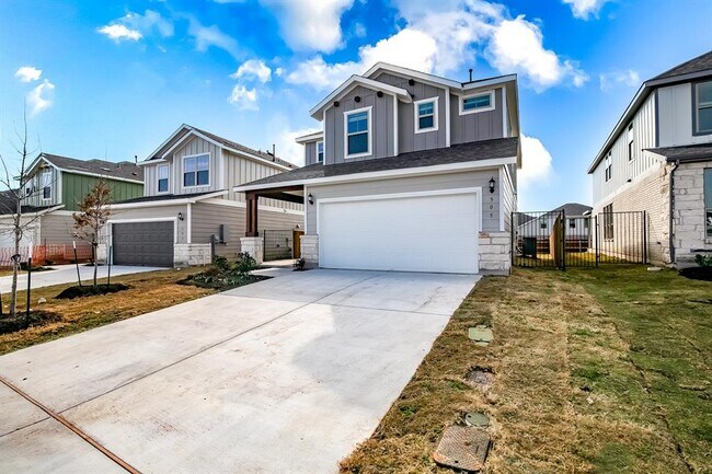 505 Pickrell Lp in Liberty Hill, TX - Building Photo - Building Photo