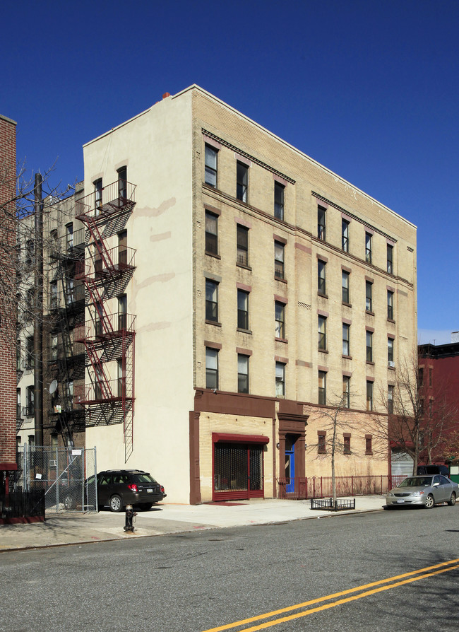 279 Pleasant Avenue in New York, NY - Foto de edificio - Building Photo