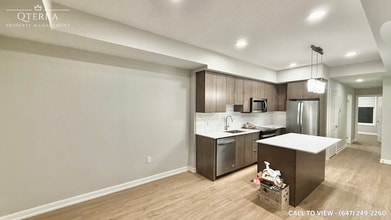 708 Woolwich St in Guelph, ON - Building Photo - Building Photo