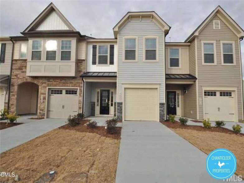 307 Leighann Ridge Ln in Rolesville, NC - Foto de edificio