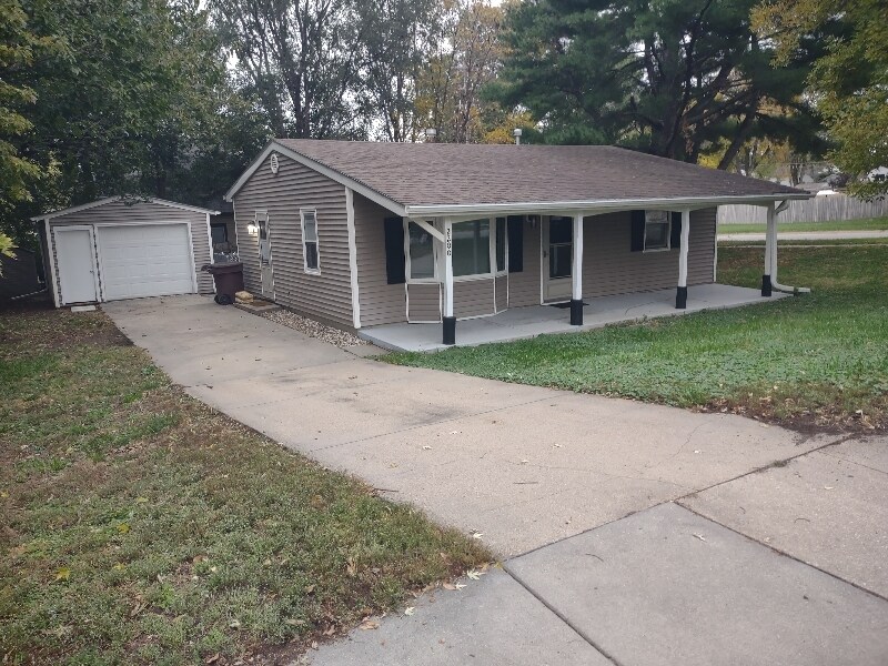 2200 N 68th St in Lincoln, NE - Building Photo