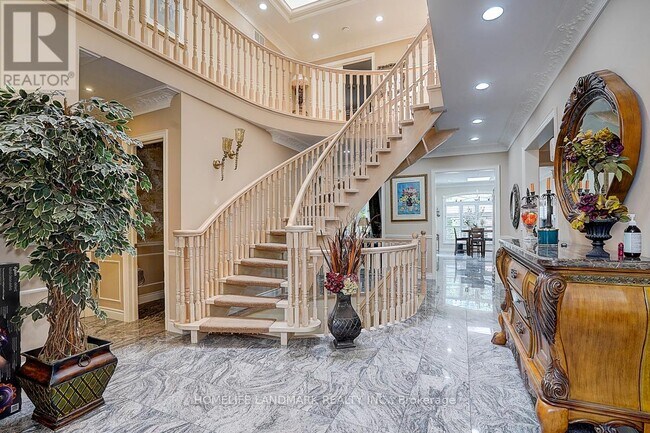 286 Hillcrest Ave in Toronto, ON - Building Photo - Building Photo