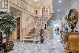 286 Hillcrest Ave in Toronto, ON - Building Photo - Building Photo