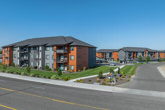 Vicinity at Horn Rapids in Richland, WA - Building Photo - Building Photo