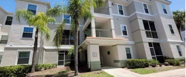 23580 Walden Center Dr, Unit 107 in Estero, FL - Building Photo - Building Photo