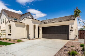 3238 Garnet St in San Tan Valley, AZ - Building Photo - Building Photo