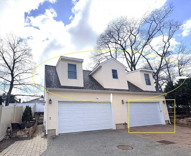 32 Salisbury Rd in Newton, MA - Building Photo - Building Photo