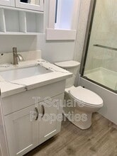 448 SW 126th St in Seattle, WA - Building Photo - Building Photo