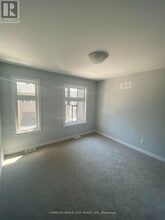 5672 Dorchester Rd in Niagara Falls, ON - Building Photo - Building Photo