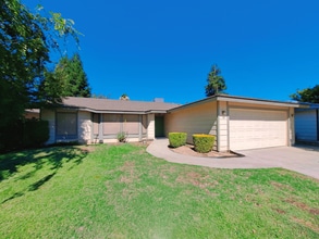 3753 N State St in Fresno, CA - Building Photo - Building Photo
