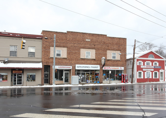 32-36 Main St in Thomaston, CT - Building Photo - Building Photo