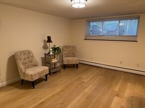 365 Faneuil St, Unit 2 in Boston, MA - Foto de edificio - Building Photo