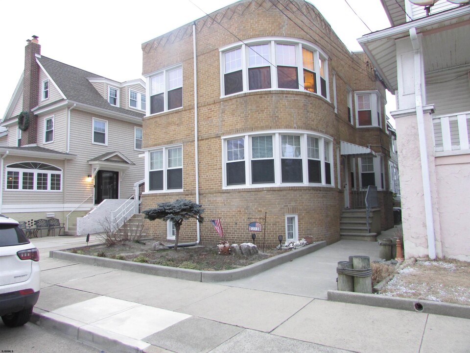 21 S Baton Rouge Ave in Ventnor City, NJ - Building Photo