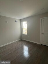 2153 N 19th St, Unit F243 in Philadelphia, PA - Building Photo - Building Photo