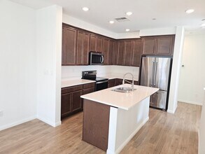 2722 Gimelli Way in San Jose, CA - Building Photo - Building Photo