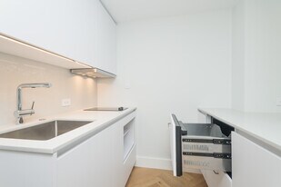 461 Massachusetts Ave, Unit 14 in Boston, MA - Building Photo