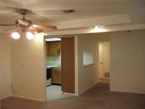 11525 N Meridian Ave, Unit NA in Oklahoma City, OK - Building Photo - Building Photo