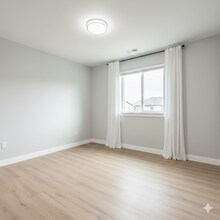 5055 Thomas St in Maple Heights, OH - Foto de edificio - Building Photo