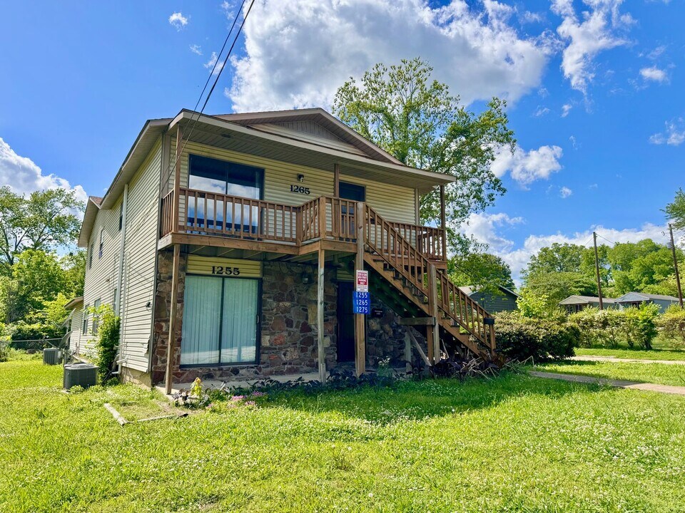 1265 Arch St in Batesville, AR - Building Photo