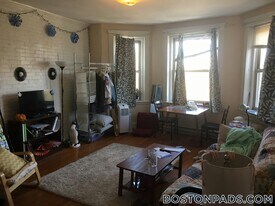 55 Park Dr, Unit 23 in Boston, MA - Building Photo