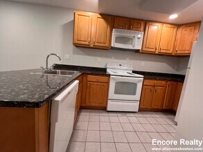 55 Queensberry St in Boston, MA - Building Photo - Building Photo