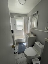 51 Lithgow St, Unit 2 in Boston, MA - Building Photo - Building Photo
