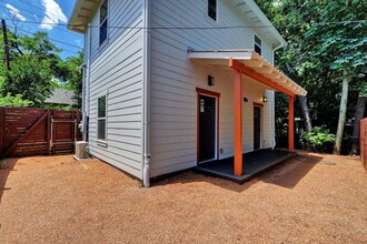 4718 Depew Ave in Austin, TX - Foto de edificio - Building Photo