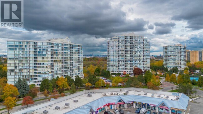 5 Rowntree Rd in Toronto, ON - Building Photo - Building Photo