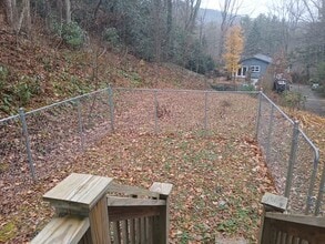 178 Chestnut Walk Dr in Waynesville, NC - Building Photo - Building Photo