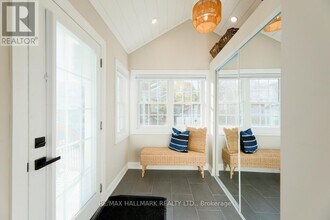 2 Freeman St in Toronto, ON - Building Photo - Building Photo