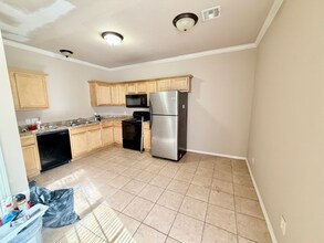 1355 Oakland Ave in Fayetteville, AR - Building Photo - Building Photo