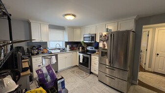 6 Hardwick Ter, Unit 1 in Boston, MA - Building Photo