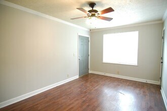 2339 Cooper Terrace in Nashville, TN - Building Photo - Building Photo