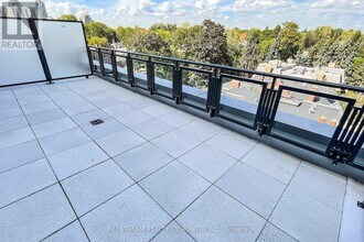 2 Forest Hill Rd in Toronto, ON - Building Photo - Building Photo