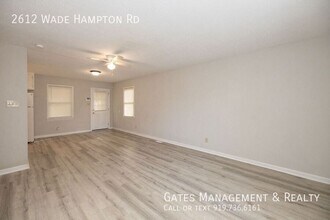 2612 Wade Hampton Rd in Hillsborough, NC - Building Photo - Building Photo