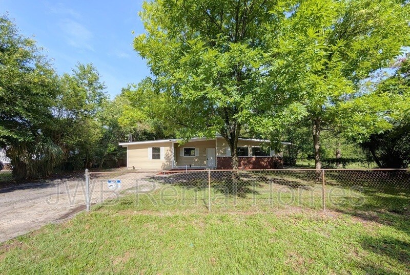 1904 Kitty St in Jacksonville, FL - Building Photo